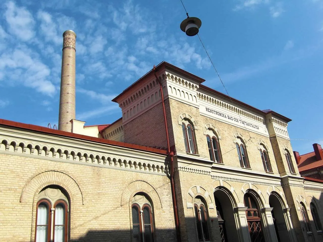 Corrugated Metal Roofing: Durable and Cost-Effective